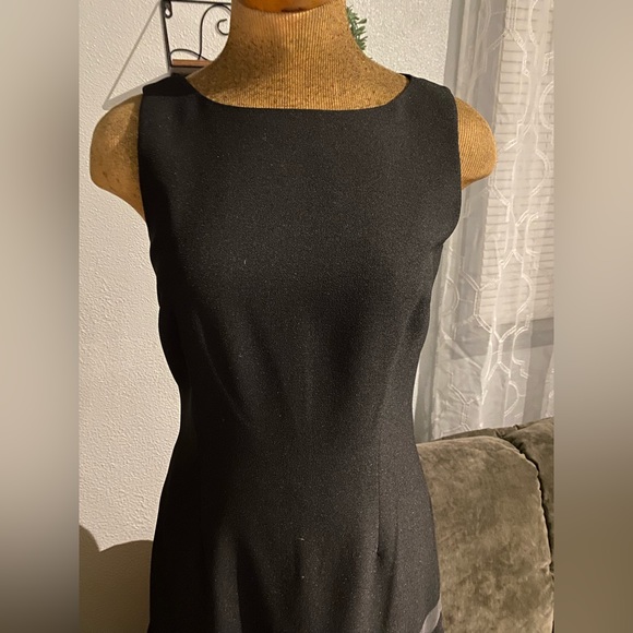 Karl Lagerfeld Sleeveless Dress - Picture 2 of 6